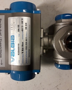 T-ball valve (3/2-way) 3/4" SST pneumatic actuator ccw